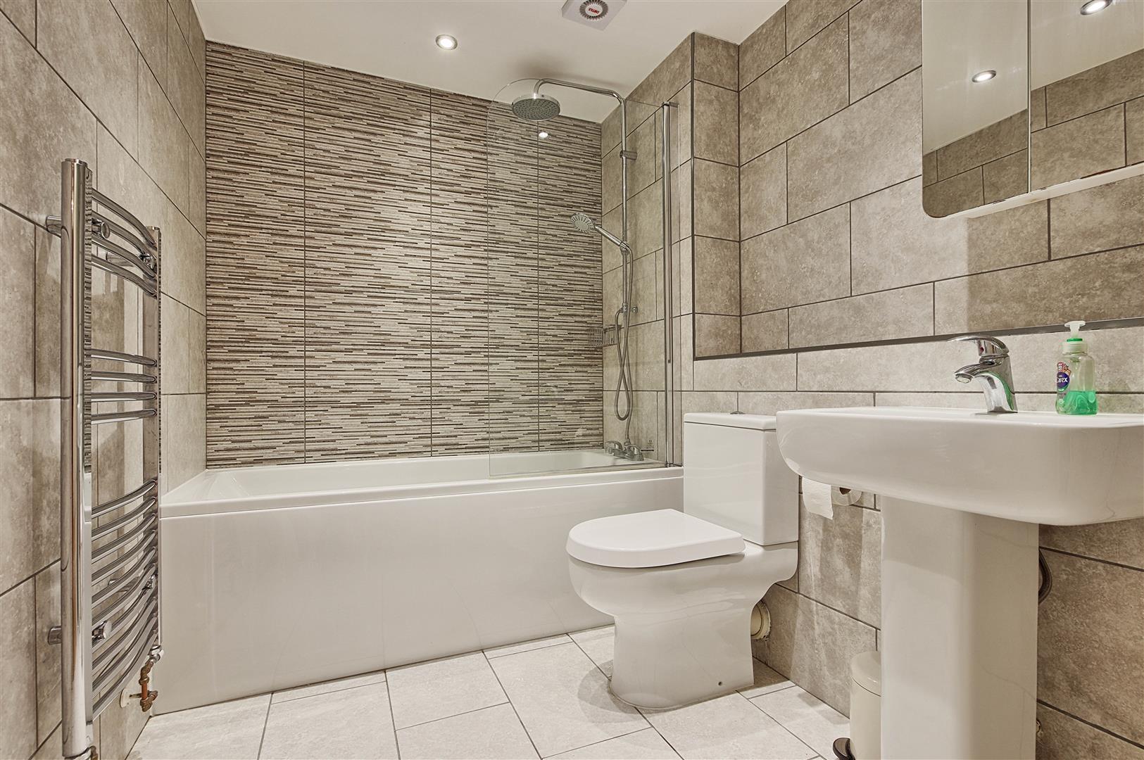 St Bartholomew's Ct, Cambridge